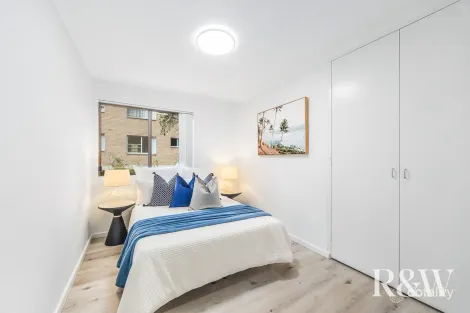 Property photo of 2/2 Surrey Street Epping NSW 2121