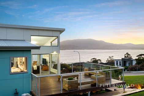 Property photo of 611 Oceana Drive Howrah TAS 7018