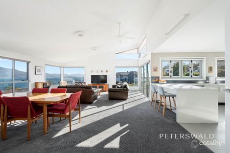 Property photo of 611 Oceana Drive Howrah TAS 7018