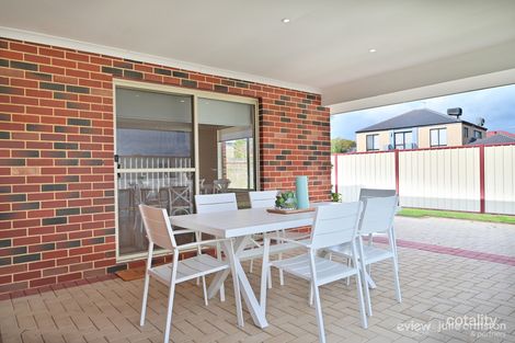 Property photo of 44 Keanefield Drive Carramar WA 6031