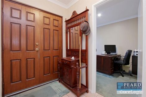 Property photo of 5 St Michaels Green Canning Vale WA 6155