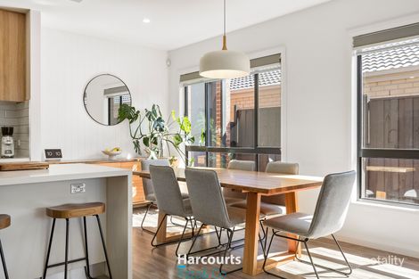 Property photo of 20 Equestria Boulevard Wollert VIC 3750