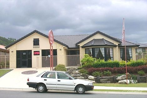 35 Santa Isobel Bvd, Pacific Pines, QLD 4211