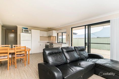 Property photo of 18 Seagrove Boulevard Merriwa WA 6030