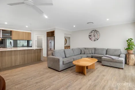 Property photo of 70 Gemini Way Narrawallee NSW 2539