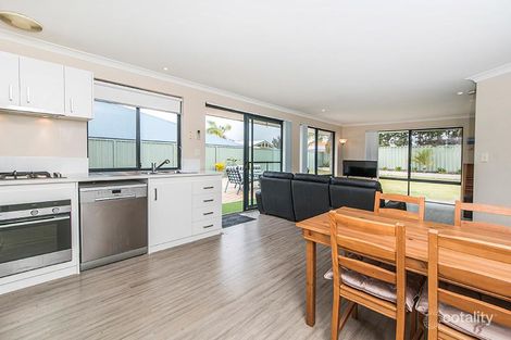 Property photo of 18 Seagrove Boulevard Merriwa WA 6030