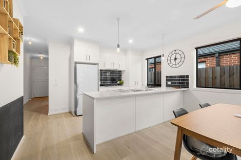 Property photo of 12 Simony Drive Armstrong Creek VIC 3217