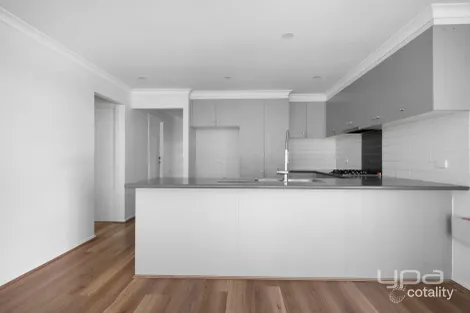 Property photo of 27 Giselle Grove Tarneit VIC 3029