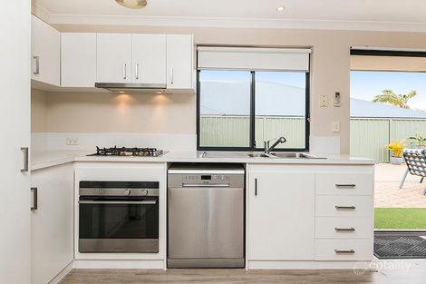 Property photo of 18 Seagrove Boulevard Merriwa WA 6030