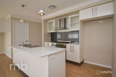 Property photo of 84 Botanic Way Orange NSW 2800