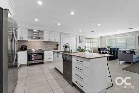 Property photo of 26 Lisbon Circuit Orange NSW 2800