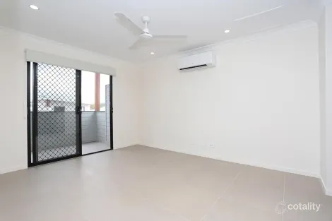 Property photo of 2/6 Therese Circuit Augustine Heights QLD 4300