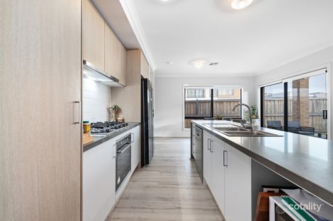 Property photo of 1 Angul Parade Deanside VIC 3336