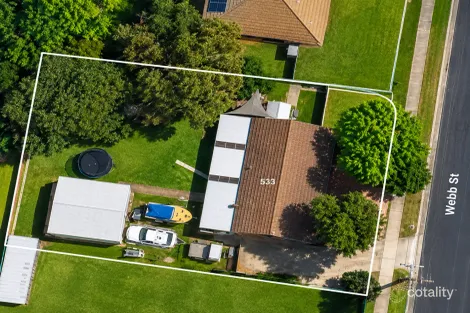 Property photo of 533 Webb Street Lavington NSW 2641