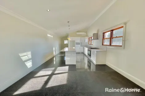 Property photo of 132 Keppel Street Bathurst NSW 2795