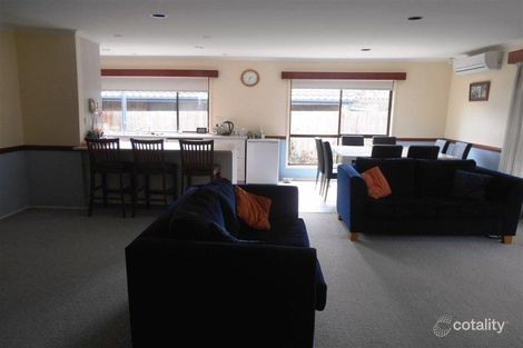 Property photo of 73 Fonteyn Drive Wantirna South VIC 3152