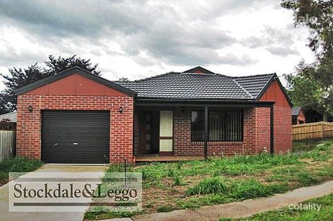 Property photo of 2 Wade Street Drouin VIC 3818