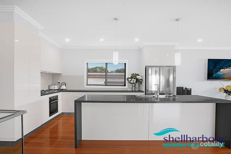 Property photo of 26 Hinchinbrook Drive Shell Cove NSW 2529