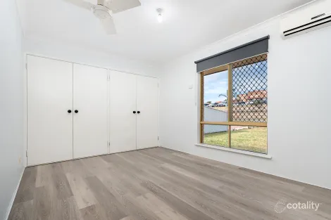 Property photo of 3 Oceanside Drive Wandina WA 6530