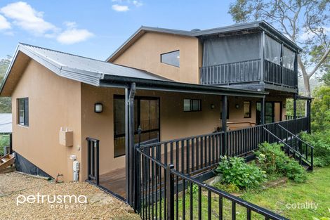 Property photo of 26 Banawarra Road Geilston Bay TAS 7015
