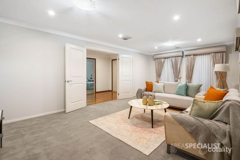 Property photo of 7 Carisbrook Circuit Truganina VIC 3029