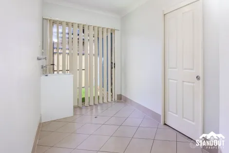 Property photo of 29 Reeders Street Sandstone Point QLD 4511