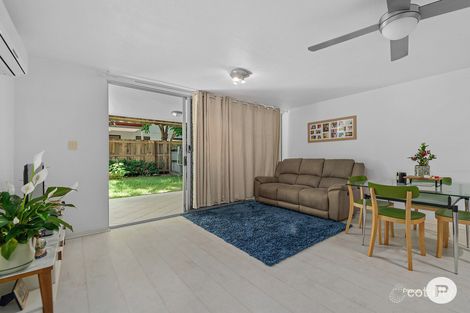 Property photo of 2/17 Deviney Street Morningside QLD 4170