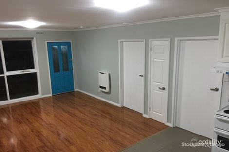 Property photo of 1 Erica Court Traralgon VIC 3844