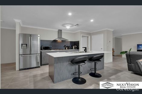 Property photo of 12 Aquamarine Parade Treeby WA 6164