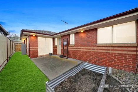 Property photo of 26B Macneil Drive Altona Meadows VIC 3028