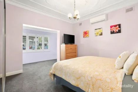 Property photo of 3 Oliver Street Mascot NSW 2020