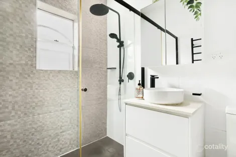 Property photo of 3 Oliver Street Mascot NSW 2020