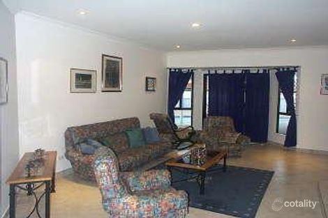 Property photo of 2 Sauerberg Close Kuraby QLD 4112