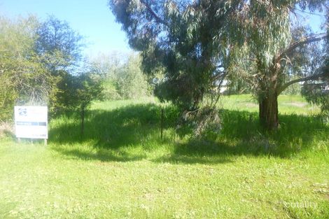 9 Rawson St, Greenethorpe, NSW 2809