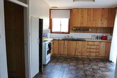 Property photo of 10 Centre Avenue Eildon VIC 3713