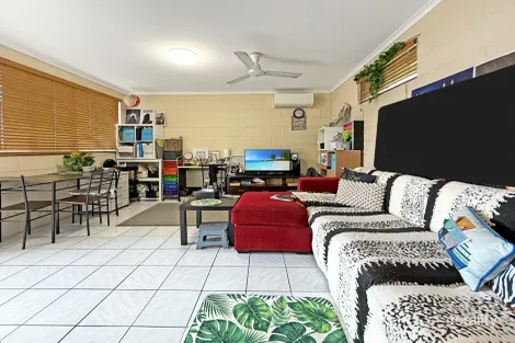 Property photo of 1/32 Albury Street Pimlico QLD 4812