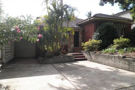 Property photo of 43 Phillips Crescent Mangerton NSW 2500