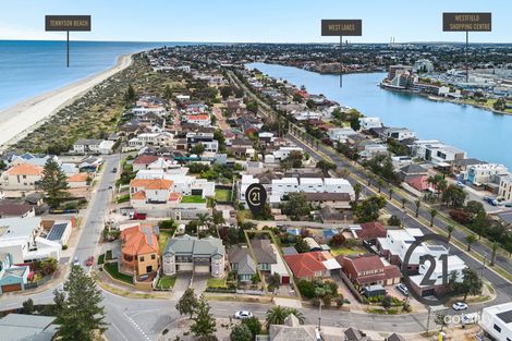 6 HILLVIEW AVE, TENNYSON, SA 5022