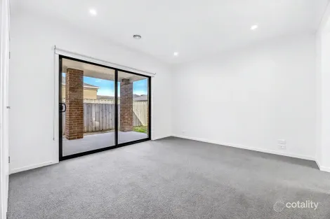 Property photo of 21 Monica Way Beaconsfield VIC 3807