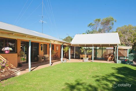 Property photo of 8 Pelican Place Dunsborough WA 6281