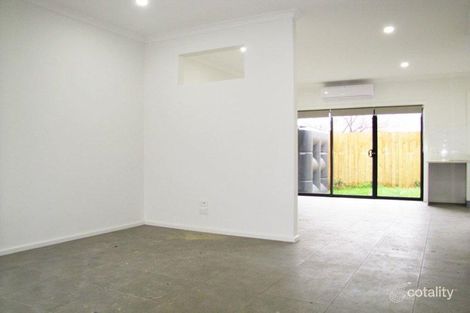 Property photo of 2/57 Rosedale Drive Lalor VIC 3075