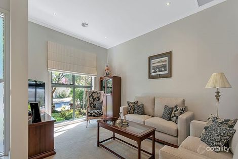 Property photo of 21 Inverness Place Heatherton VIC 3202