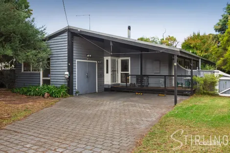 Property photo of 28 Queens Road Pearcedale VIC 3912