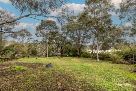 Property photo of 10 Livingstone Road Eltham VIC 3095