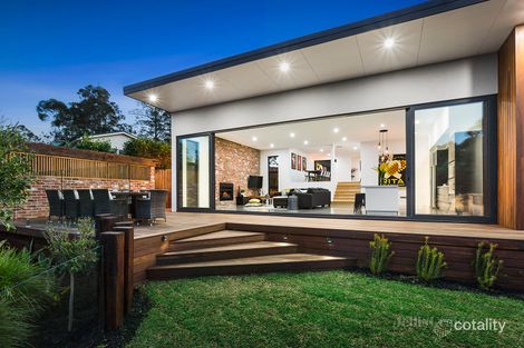 Property photo of 116 Thompson Crescent Research VIC 3095