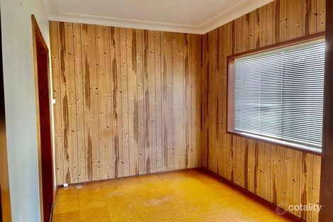 Property photo of 28 Fairy Avenue Fairy Meadow NSW 2519