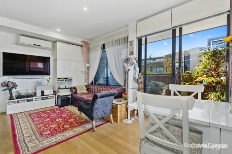 Property photo of 209/18 Queen Street Blackburn VIC 3130