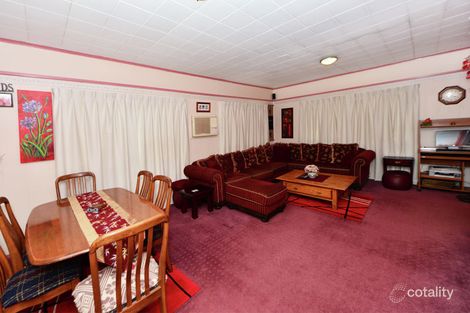 Property photo of 39 Searle Street South Toowoomba QLD 4350