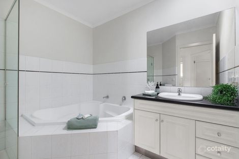 Property photo of 1/3 Mudgee Court Chadstone VIC 3148