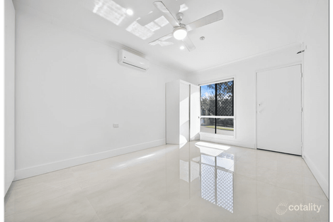 Property photo of 34 Wenlock Crescent Springwood QLD 4127